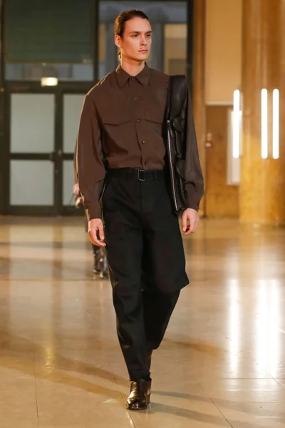 Look 6